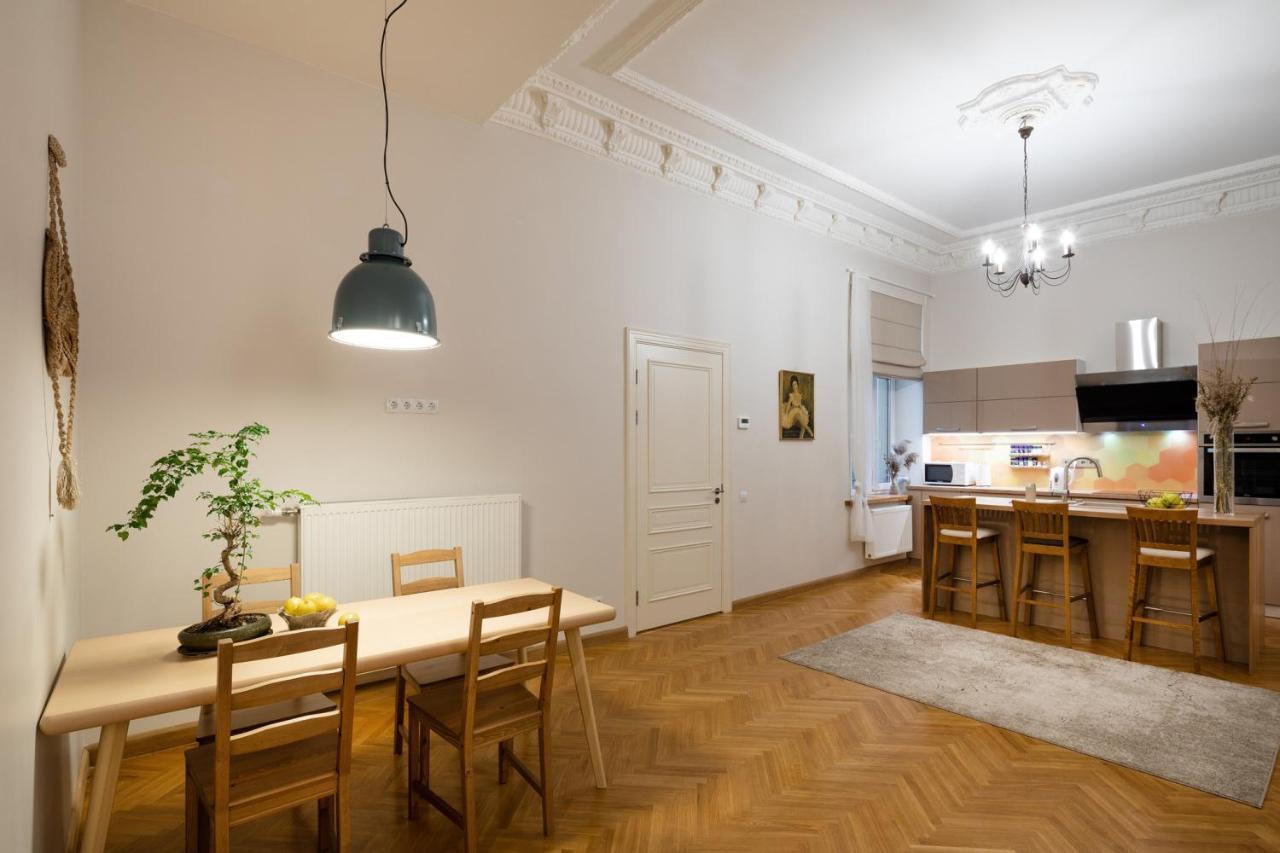 Old Riga Modern And Spacious 2 Bedroom Apartment Buitenkant foto