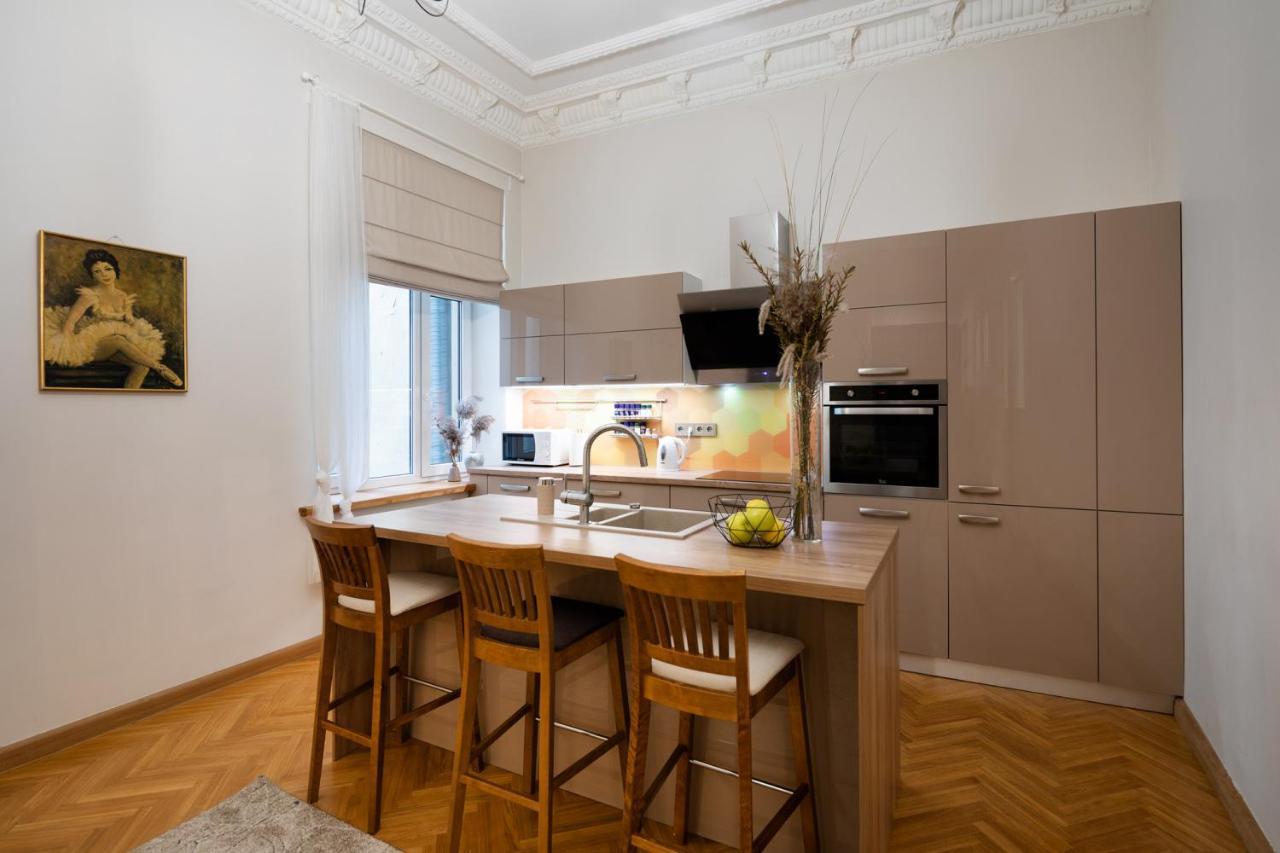 Old Riga Modern And Spacious 2 Bedroom Apartment Buitenkant foto