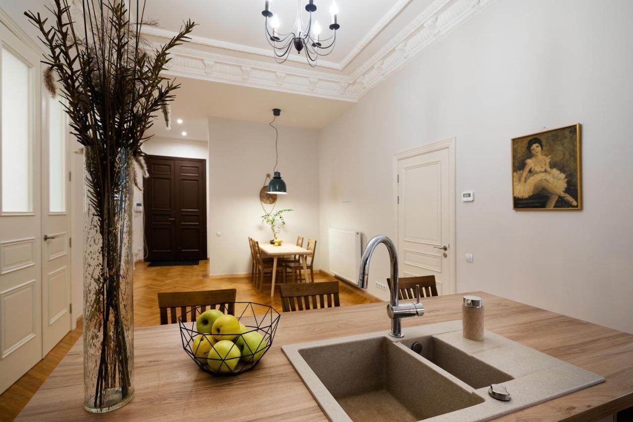 Old Riga Modern And Spacious 2 Bedroom Apartment Buitenkant foto
