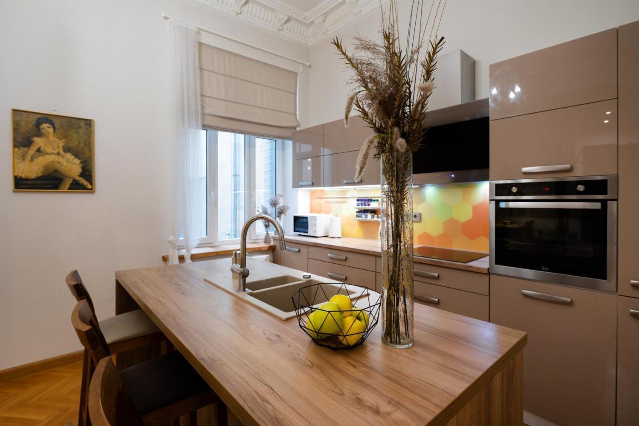 Old Riga Modern And Spacious 2 Bedroom Apartment Buitenkant foto