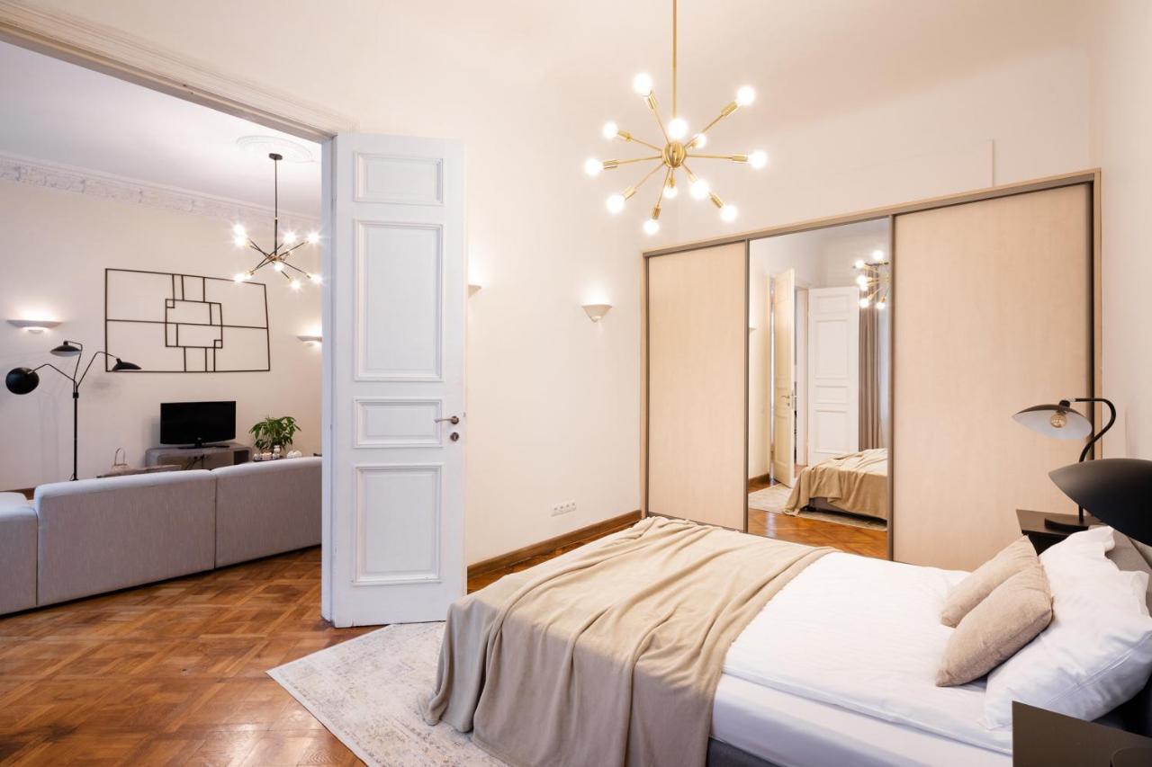 Old Riga Modern And Spacious 2 Bedroom Apartment Buitenkant foto