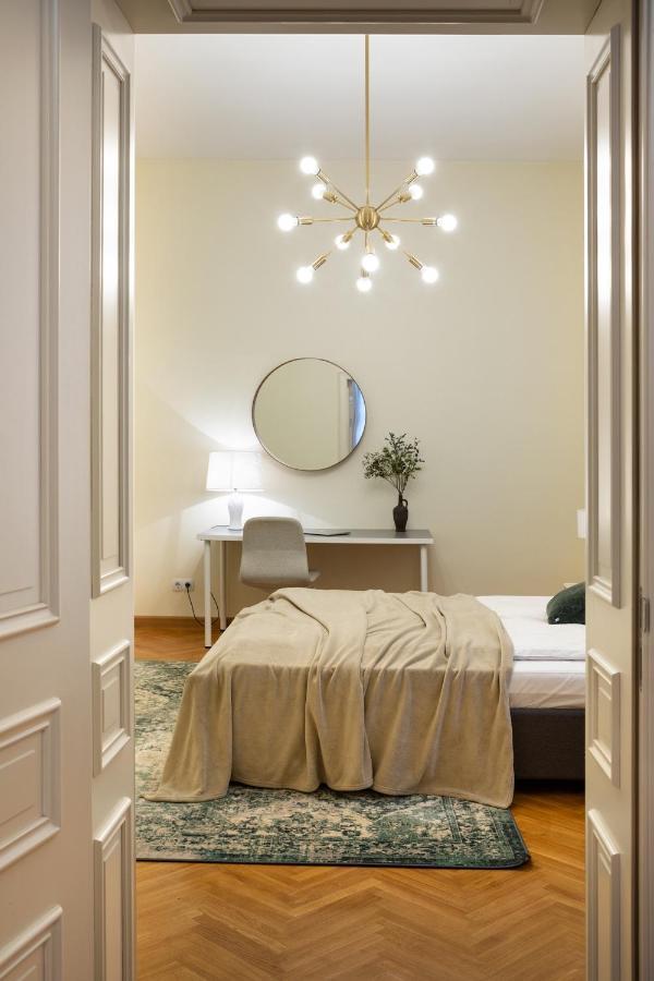 Old Riga Modern And Spacious 2 Bedroom Apartment Buitenkant foto